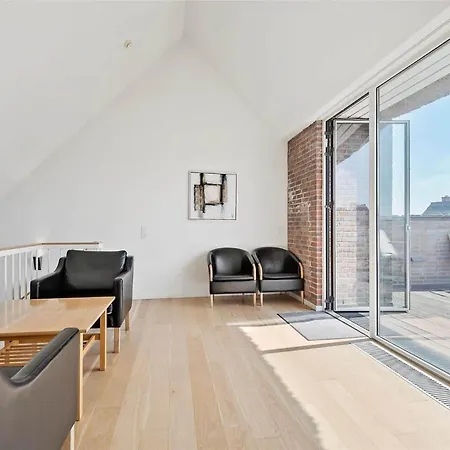 1714-romo-klokkelyngvej-14 Appartement *